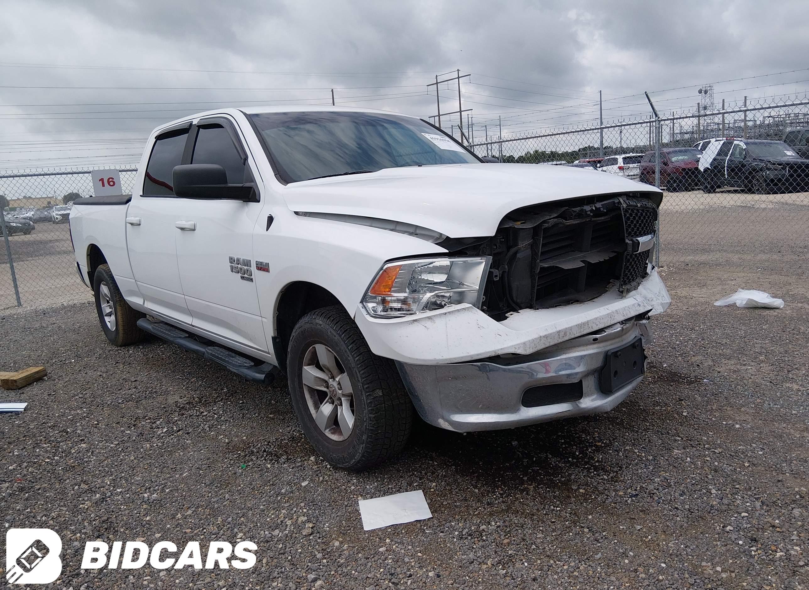 2019 RAM 1500, Classic Slt  4...