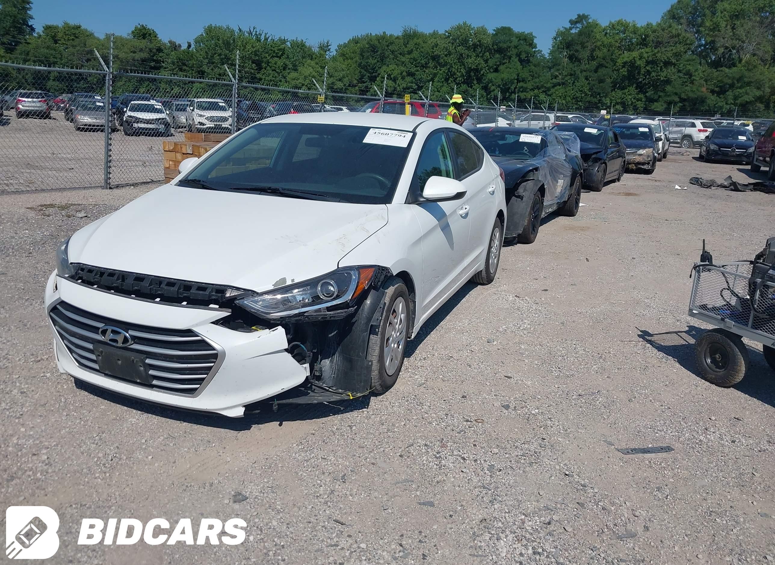 2017 Hyundai Elantra, SE