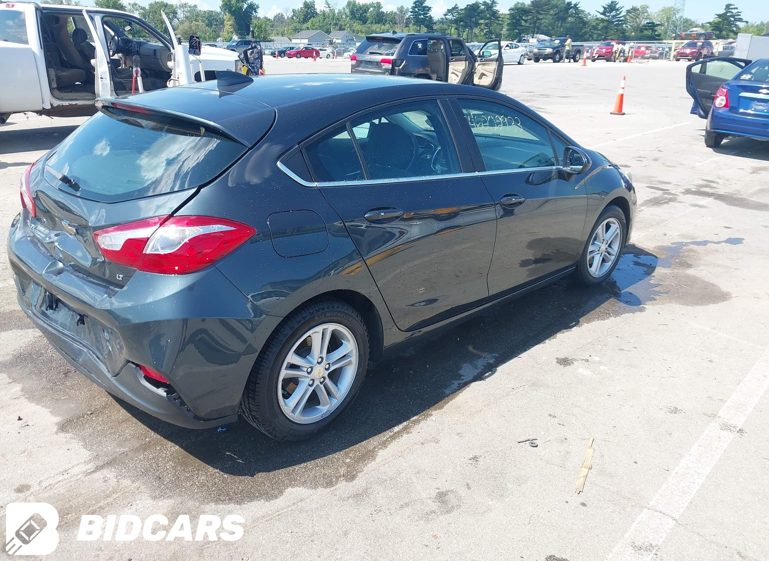 2017 Chevrolet Cruze, Lt Auto