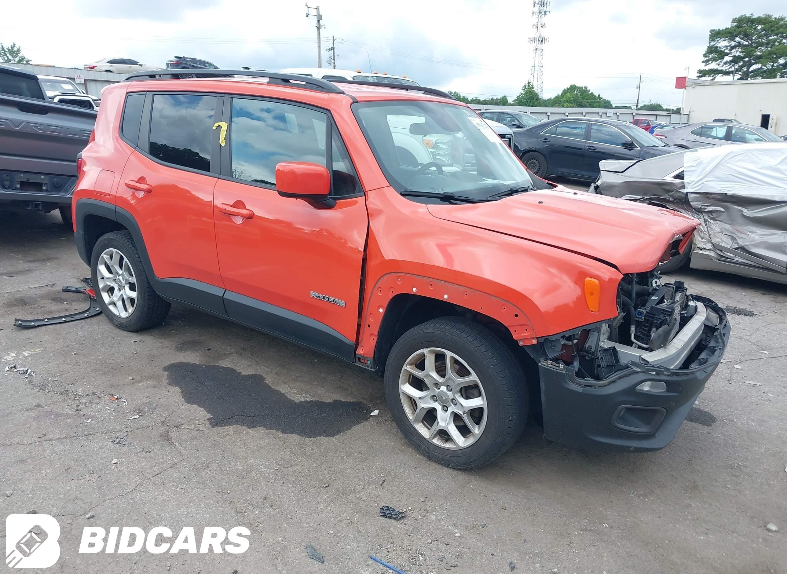 2017 Jeep Renegade, Latitude
