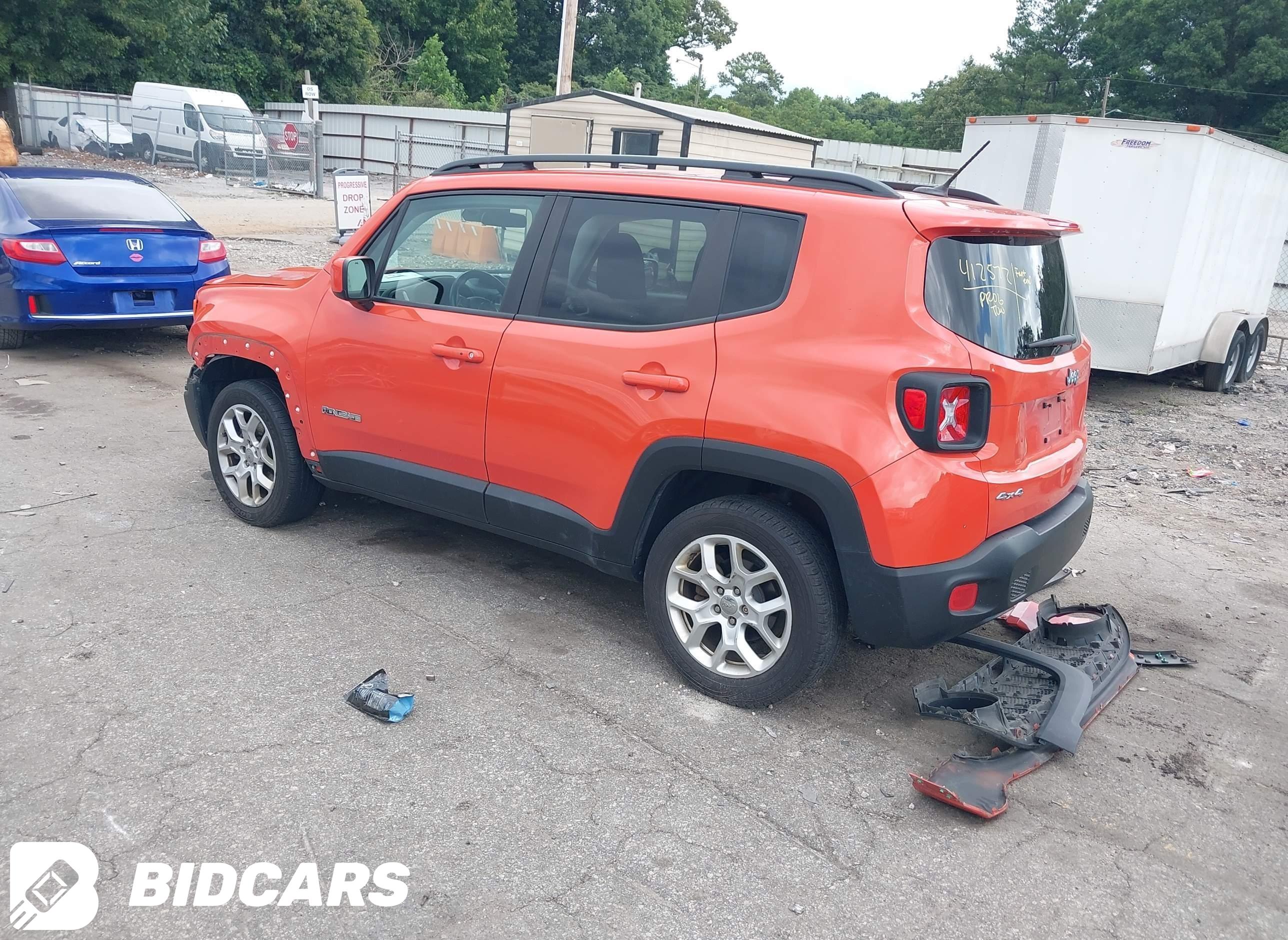 2017 Jeep Renegade, Latitude