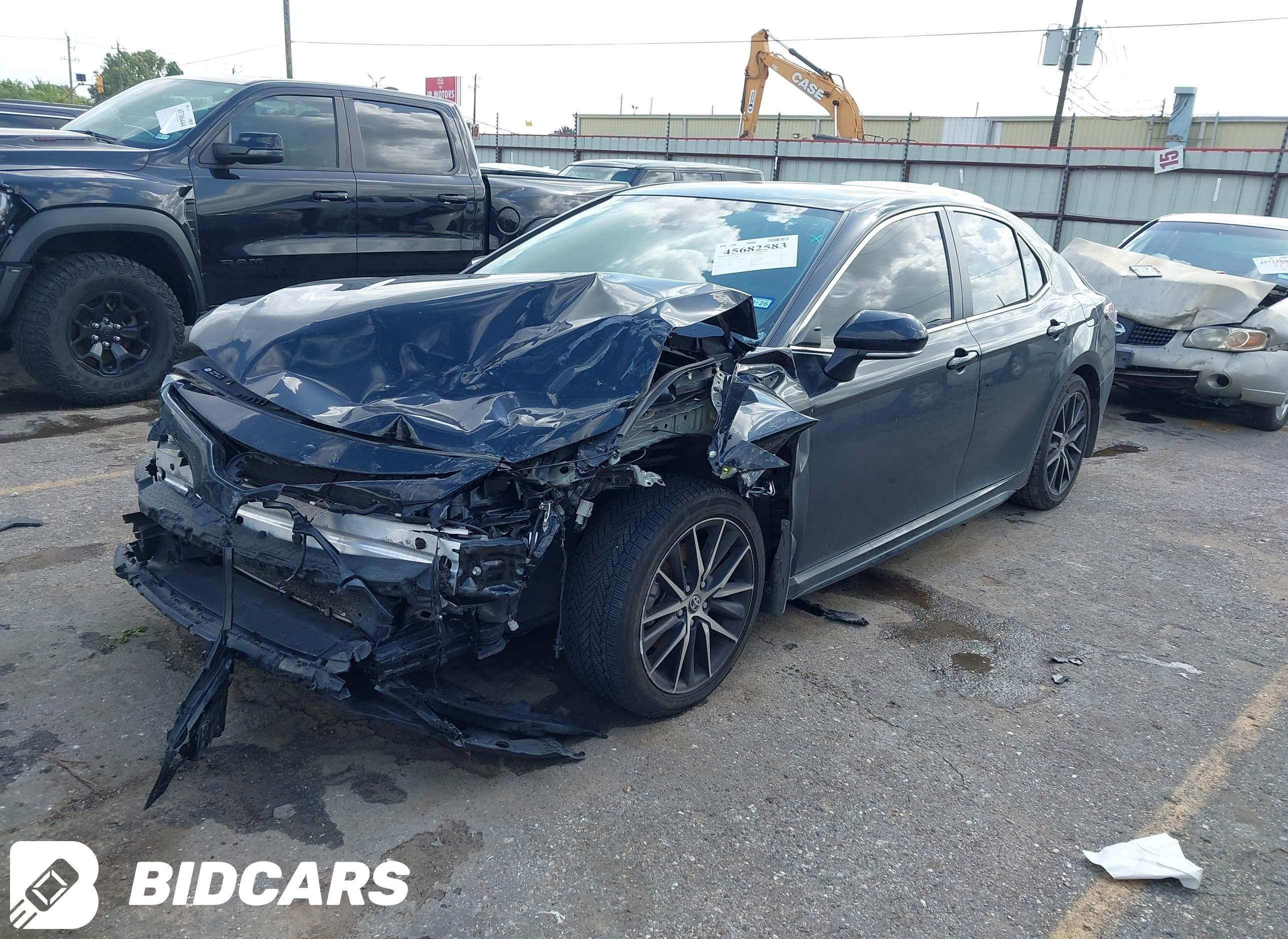 2024 Toyota Camry, SE
