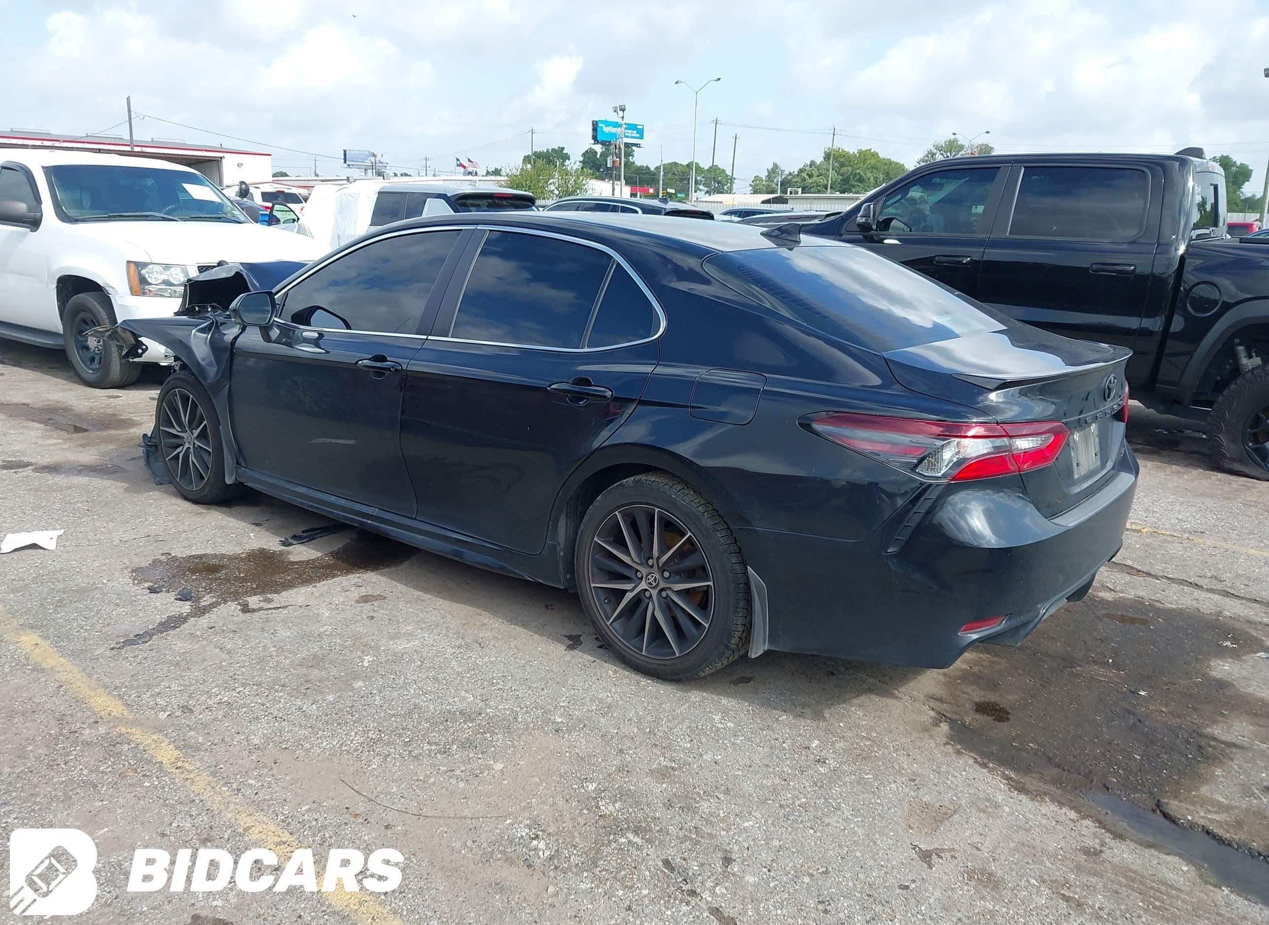 2024 Toyota Camry, SE