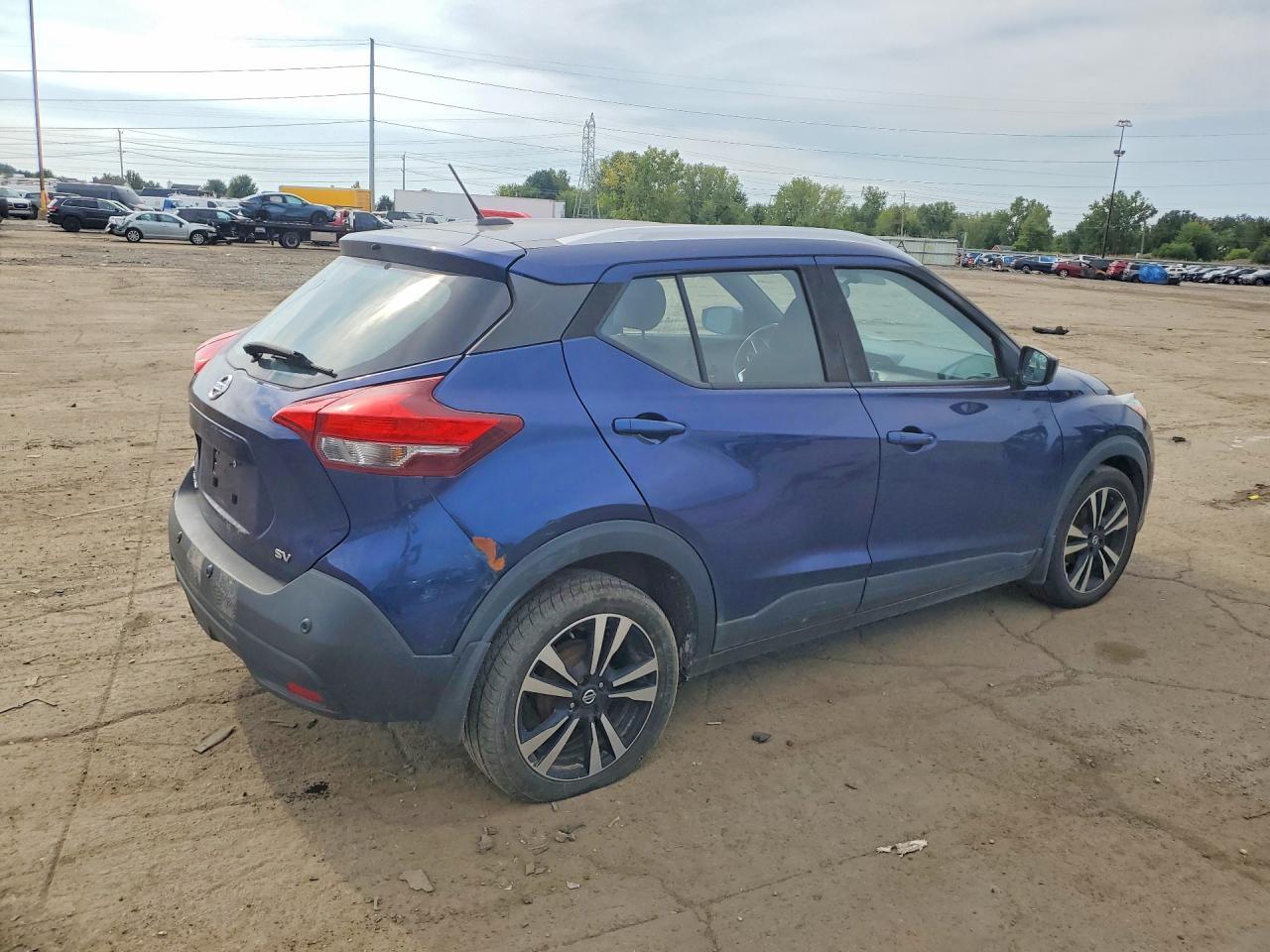 2020 Nissan Kicks, SV