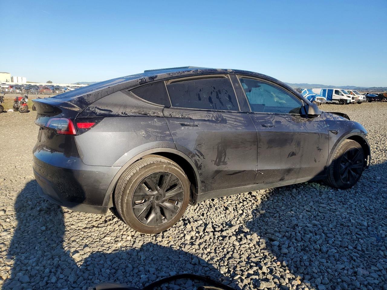 2024 Tesla MODEL Y