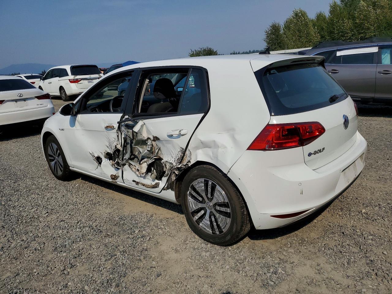 2015 Volkswagen E-Golf, Limited