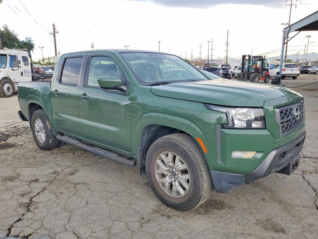 2023 Nissan Frontier, SV