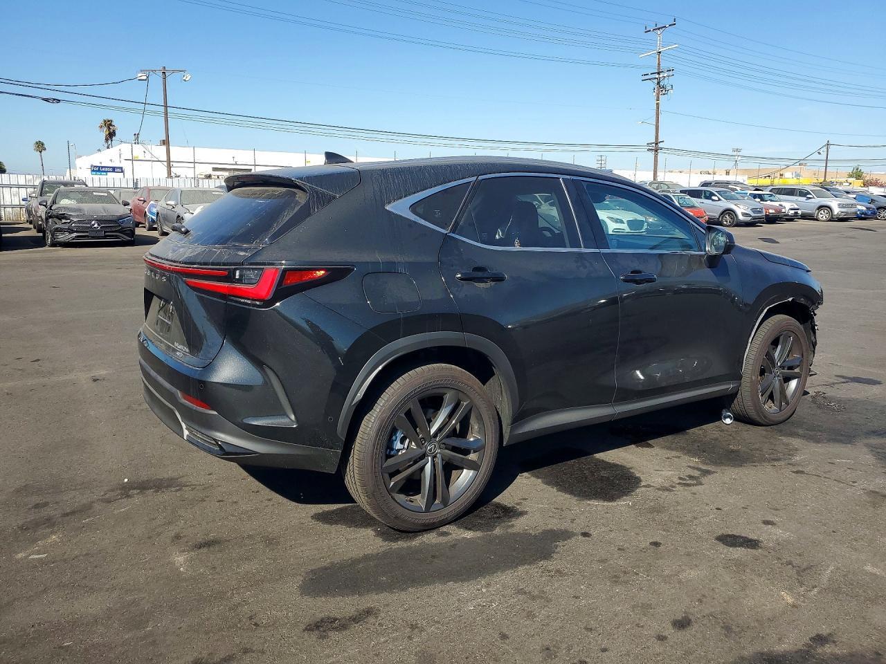 2025 Lexus NX, Base