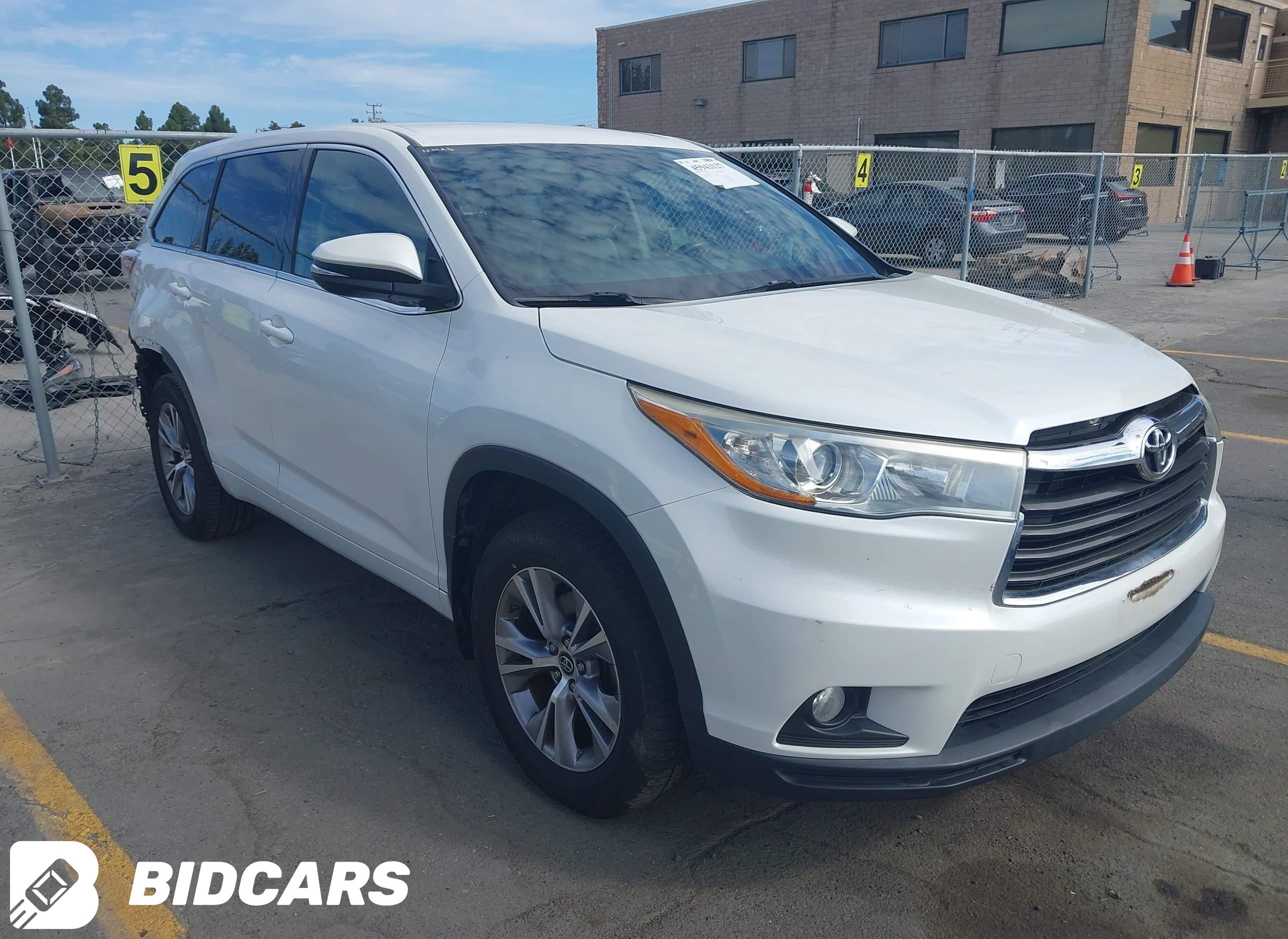 2016 Toyota Highlander, Le Pl...