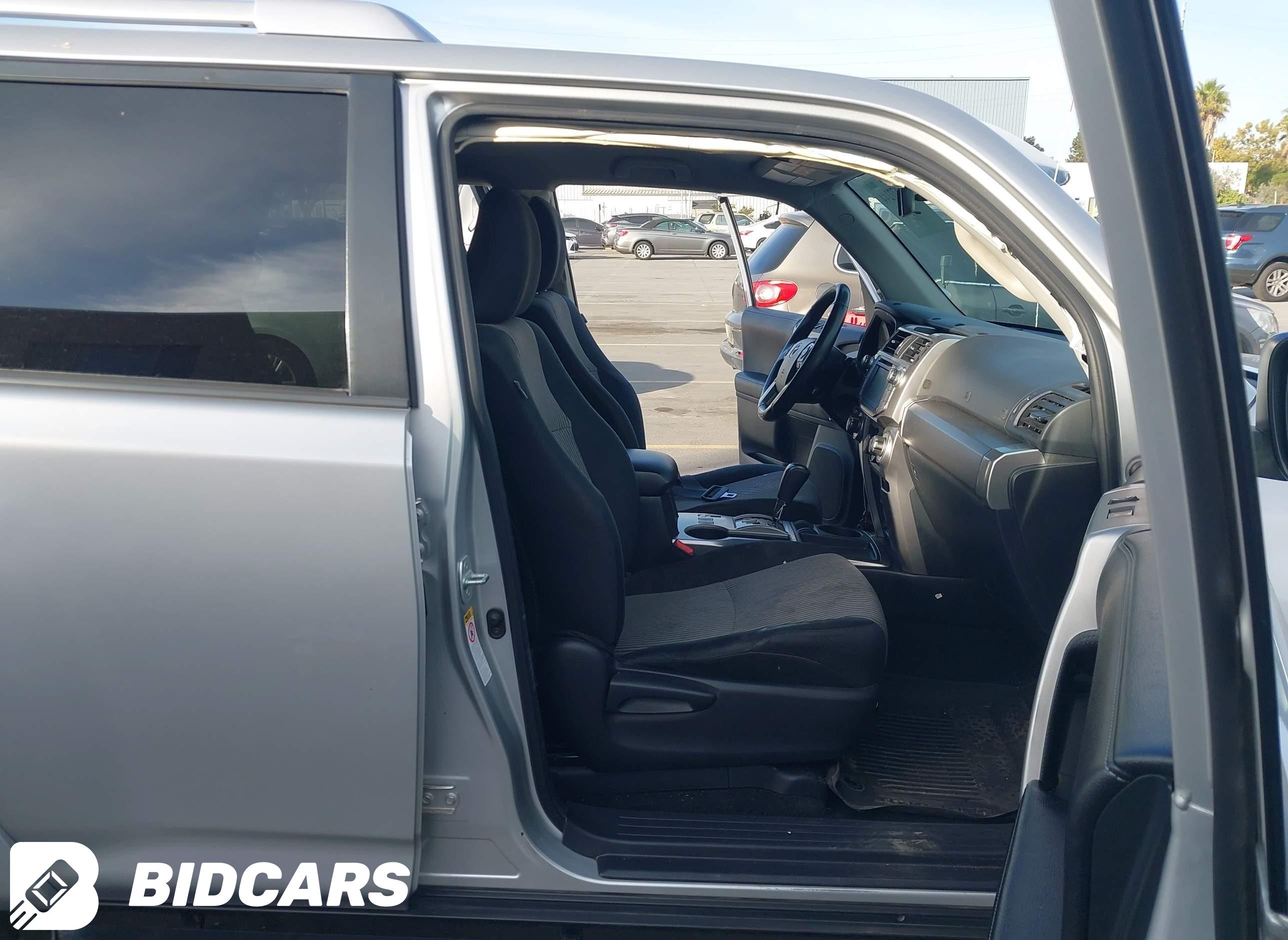 2016 Toyota 4runner, SR5