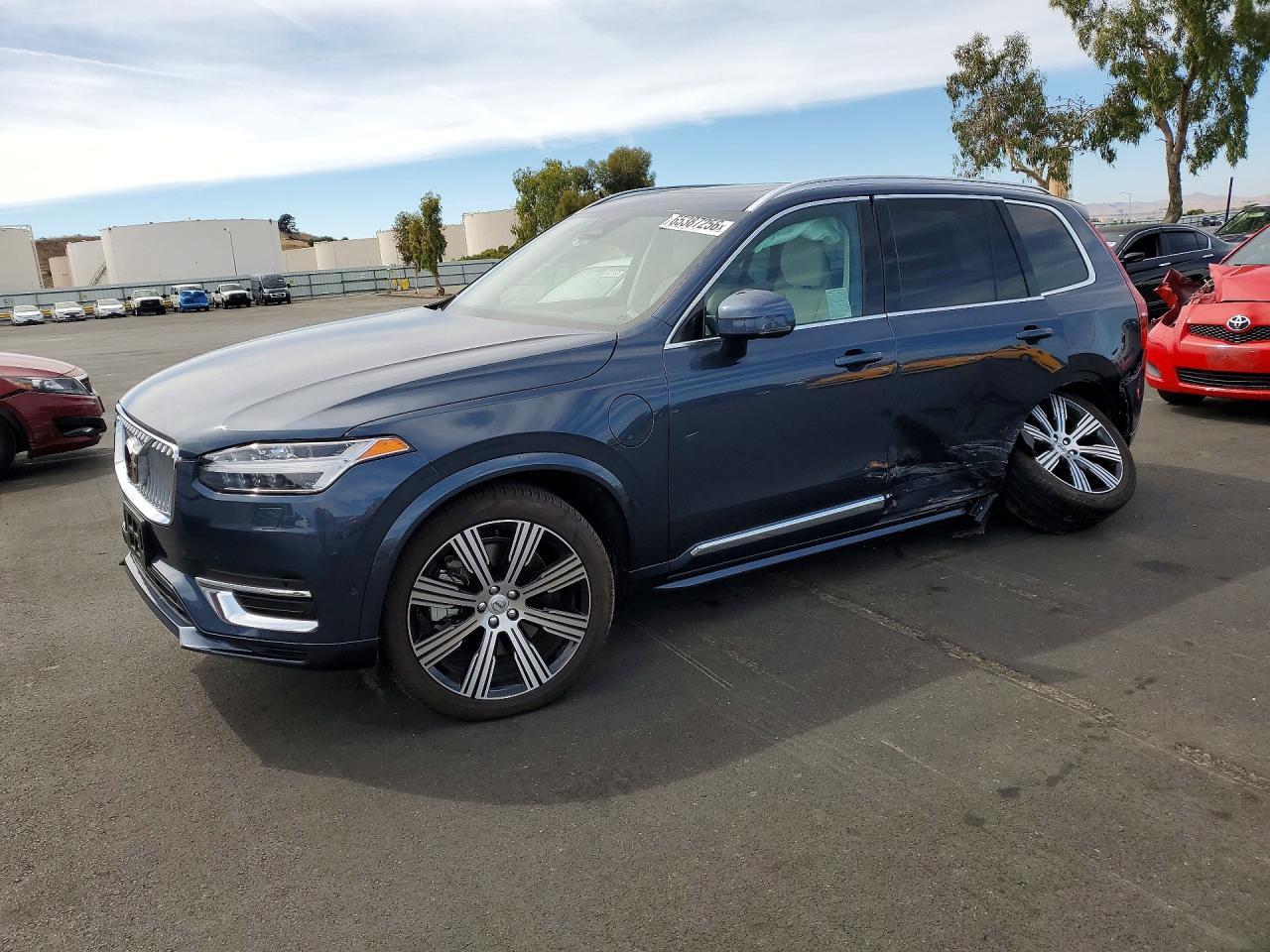 2025 Volvo XC90, Plus