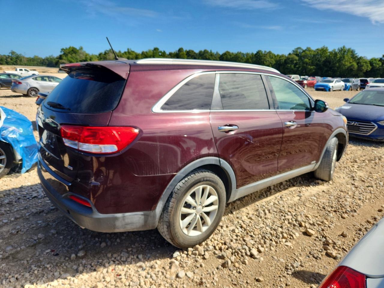 2017 KIA Sorento, LX
