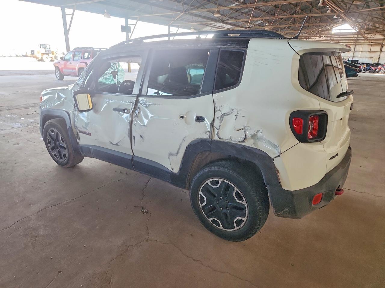 2016 Jeep Renegade, Trailhawk