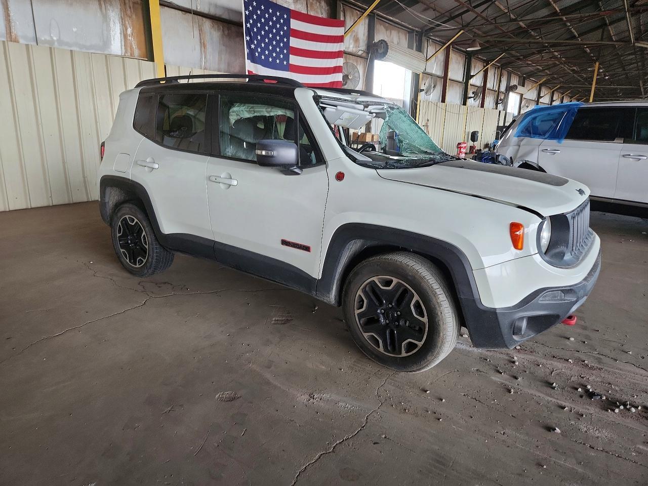 2016 Jeep Renegade, Trailhawk