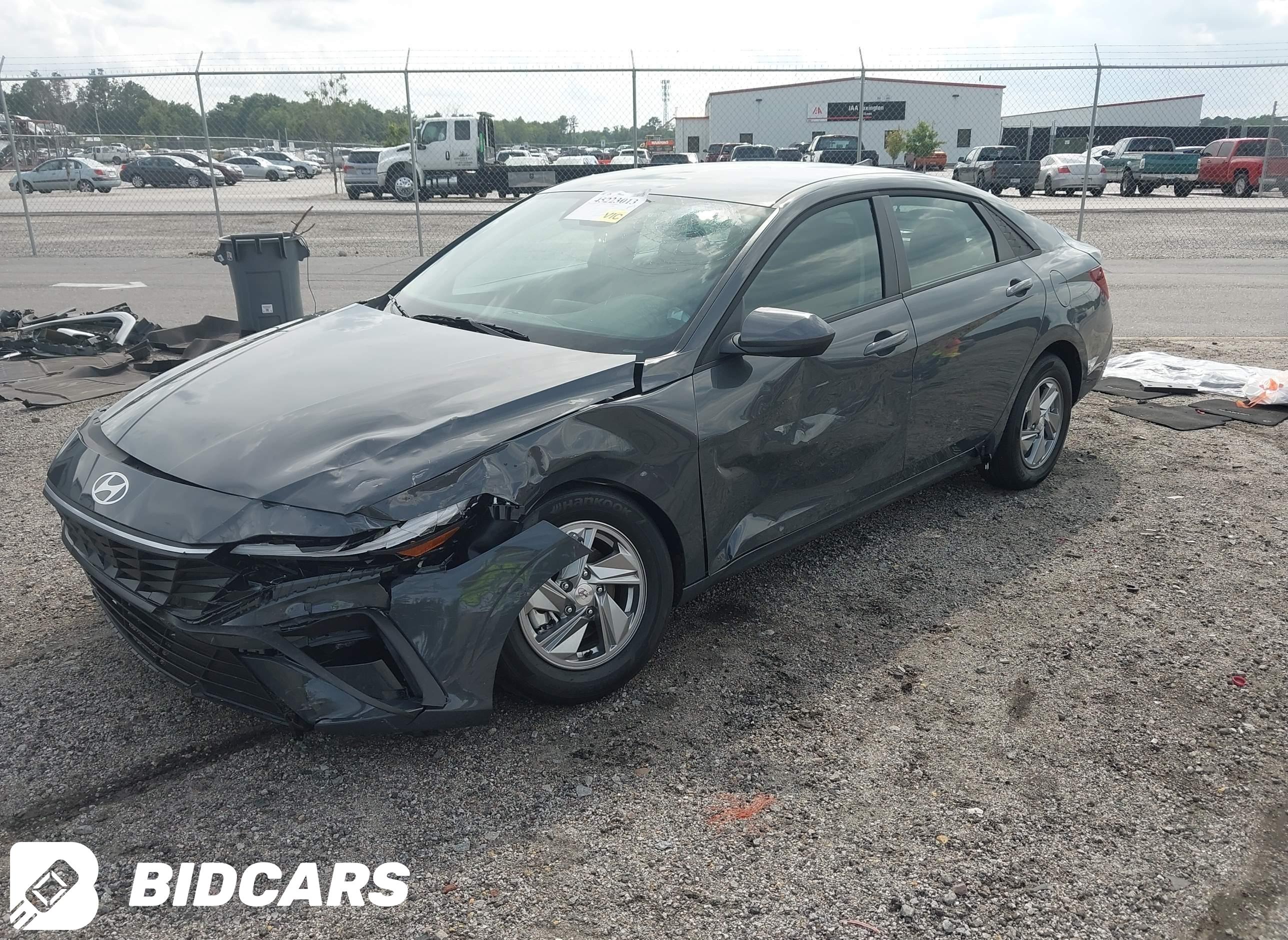 2026 Hyundai Elantra, SE