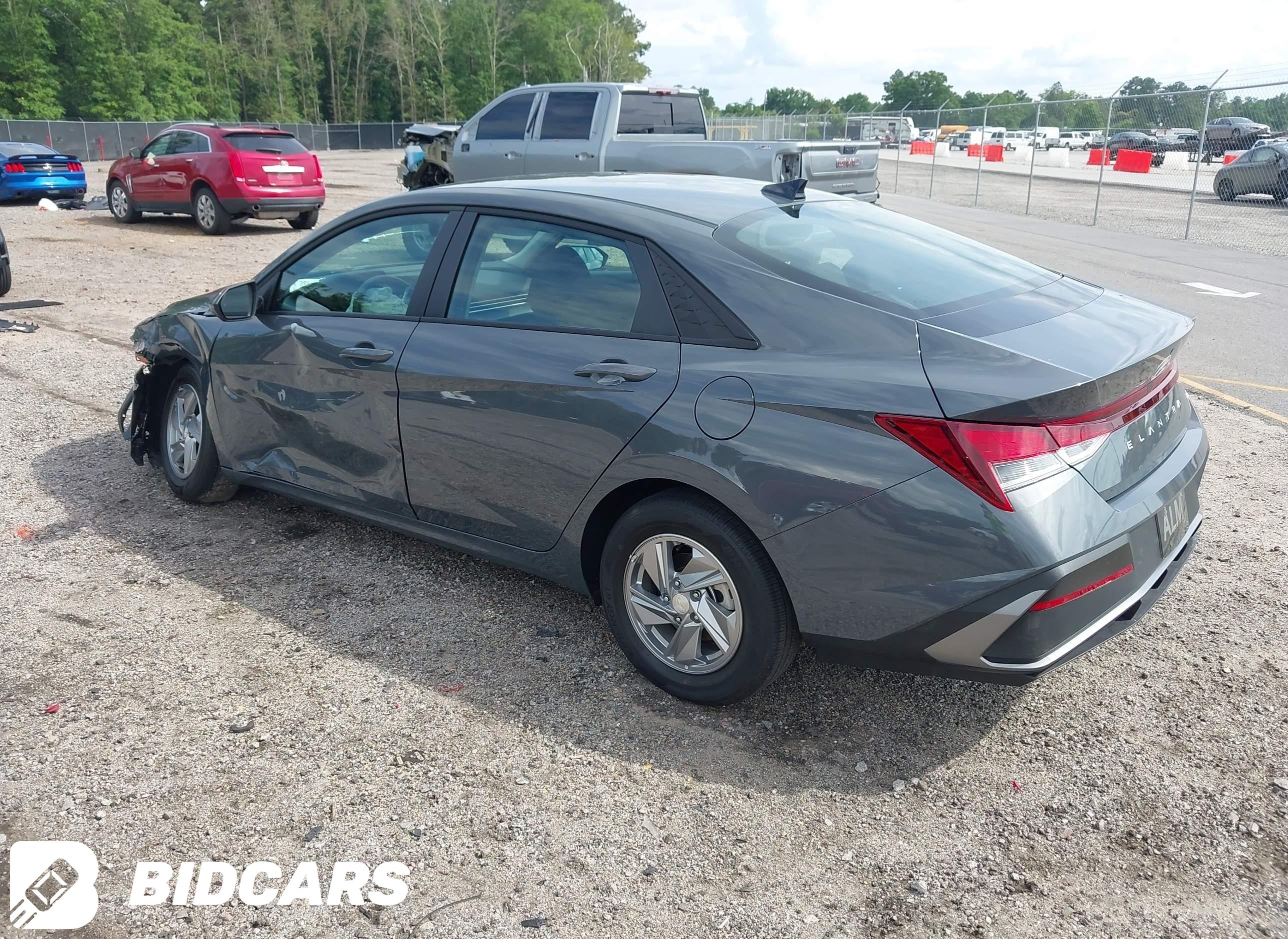2026 Hyundai Elantra, SE