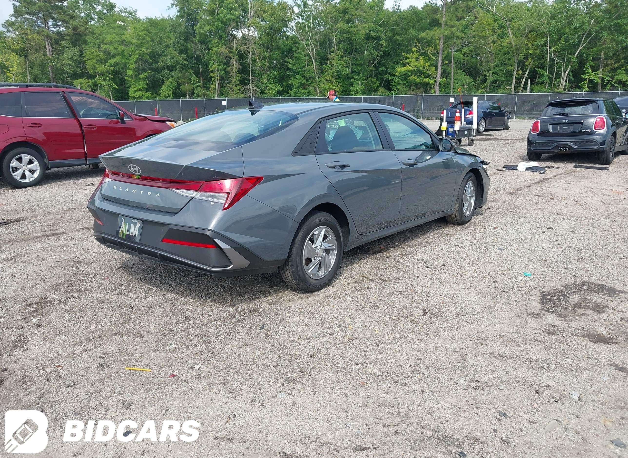 2026 Hyundai Elantra, SE